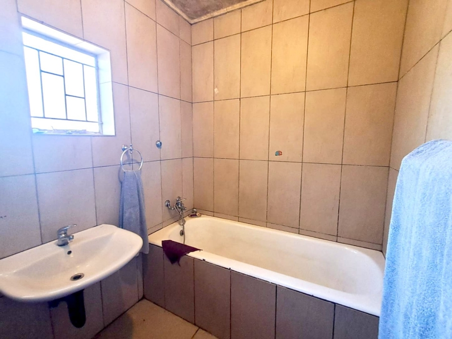 4 Bedroom Property for Sale in Sasolburg Ext 5 Free State
